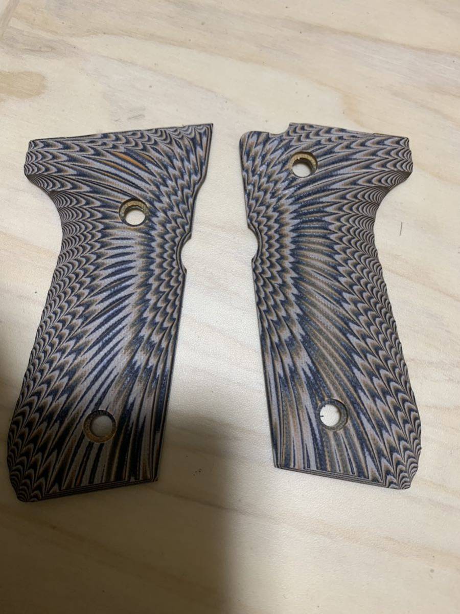 新品、未使用品 各社に対応ベレッタ M92F. M9A1 G10素材グリップ ブラック&グレー