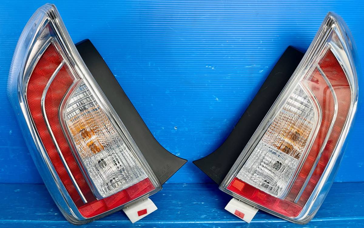 Zvw30 プリウス テール プリウス 後期 LED テールランプ 左右セット 