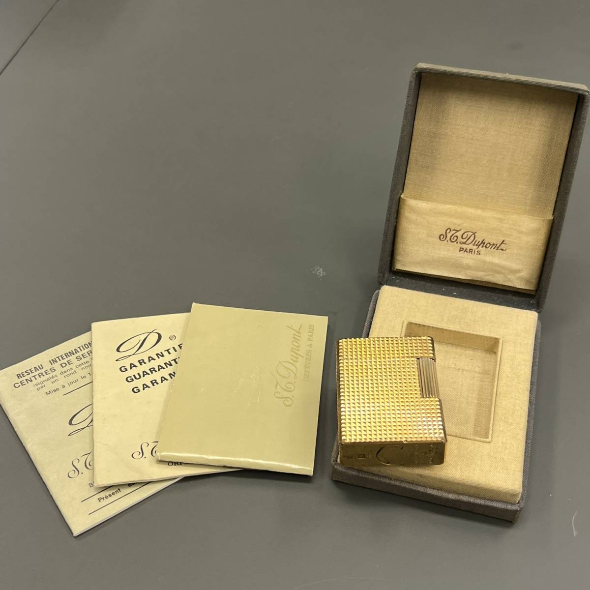  1スタ 着火未確認 S.T. Dupont エステーデュポン ガスライター ローラー ゴールド 金色 喫煙具 箱付き(デュポン)｜売買されたオークション情報、yahooの商品情報をアーカイブ公開 - オークファン デュポン