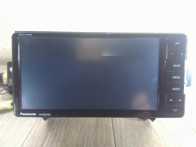★　地図データ2020年　パナソニック ストラーダ CN-RE07WD　メモリーナビ　中古　 ★
