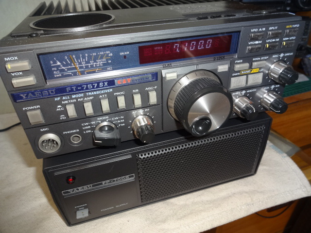 YAESU - FT-757GX MHz FT-101E FT401 YAESU HFトランシーバー