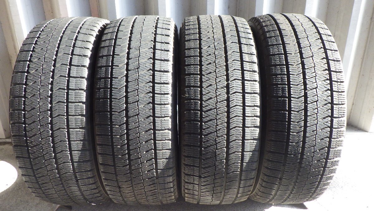 2017年製 8.5~9分山 BS ブリヂストン ブリザック VRX2 225&frasl;45R17 中古