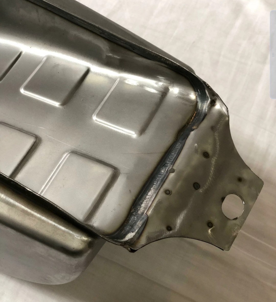 送料無料 限定1個のみ 新品 汎用ガソリンタンク 10L ロングタンク カフェレーサー　クラッシック レトロ　SR ヴィンテージ　コック 鍵付_6