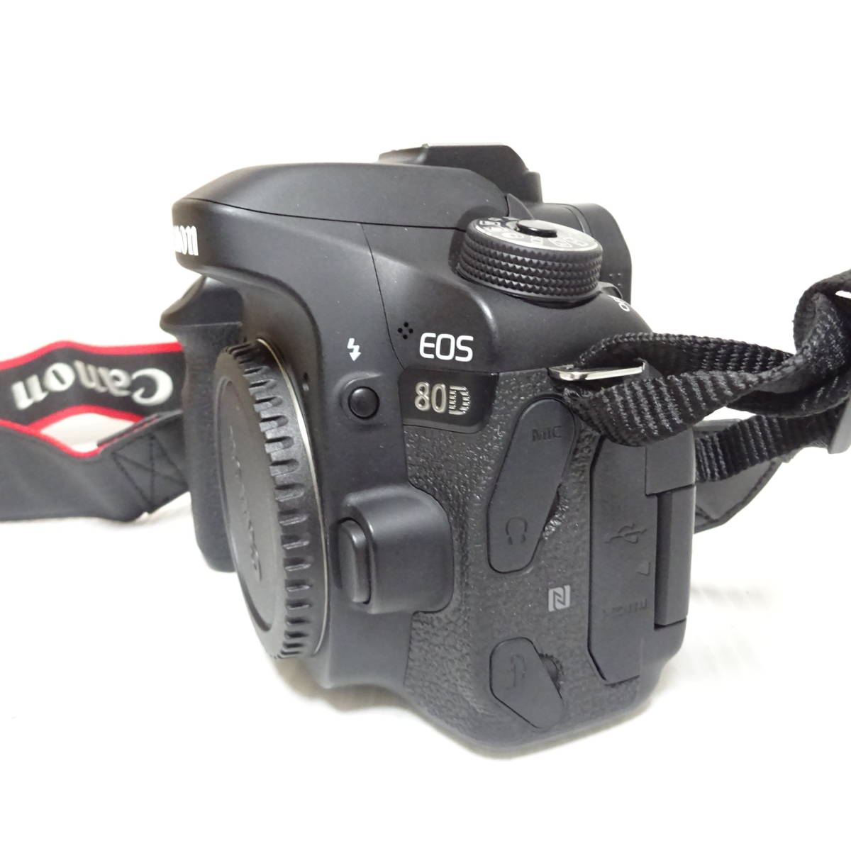 Canon EOS 80D デジタル一眼カメラ 動作未確認 【80サイズ/同梱不可