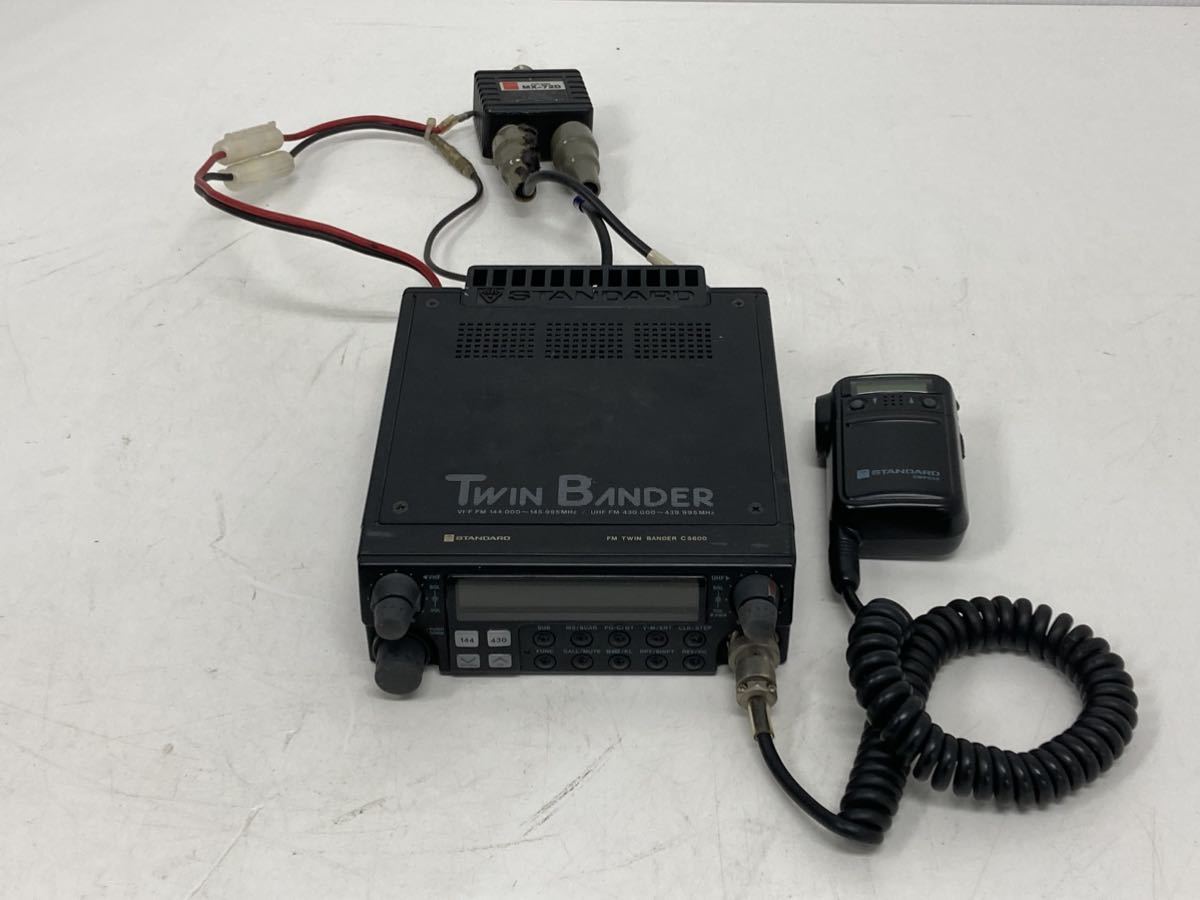 STANDARD スタンダード　車載用ツインバンダー　C5600 マイク付　CMP839 中古品