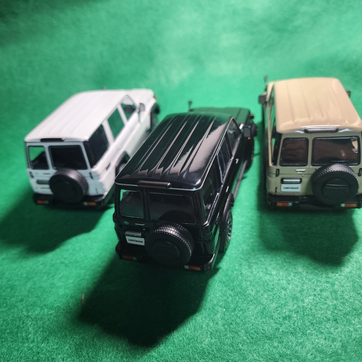 トヨタ ランドクルーザー70 1/30 カラーサンプル ミニカー 1⁄30