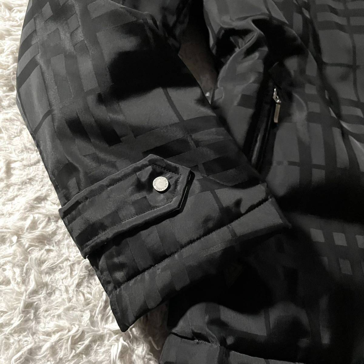 希少Lサイズ○バーバリーブラックレーベル ダウンジャケット BURBERRY