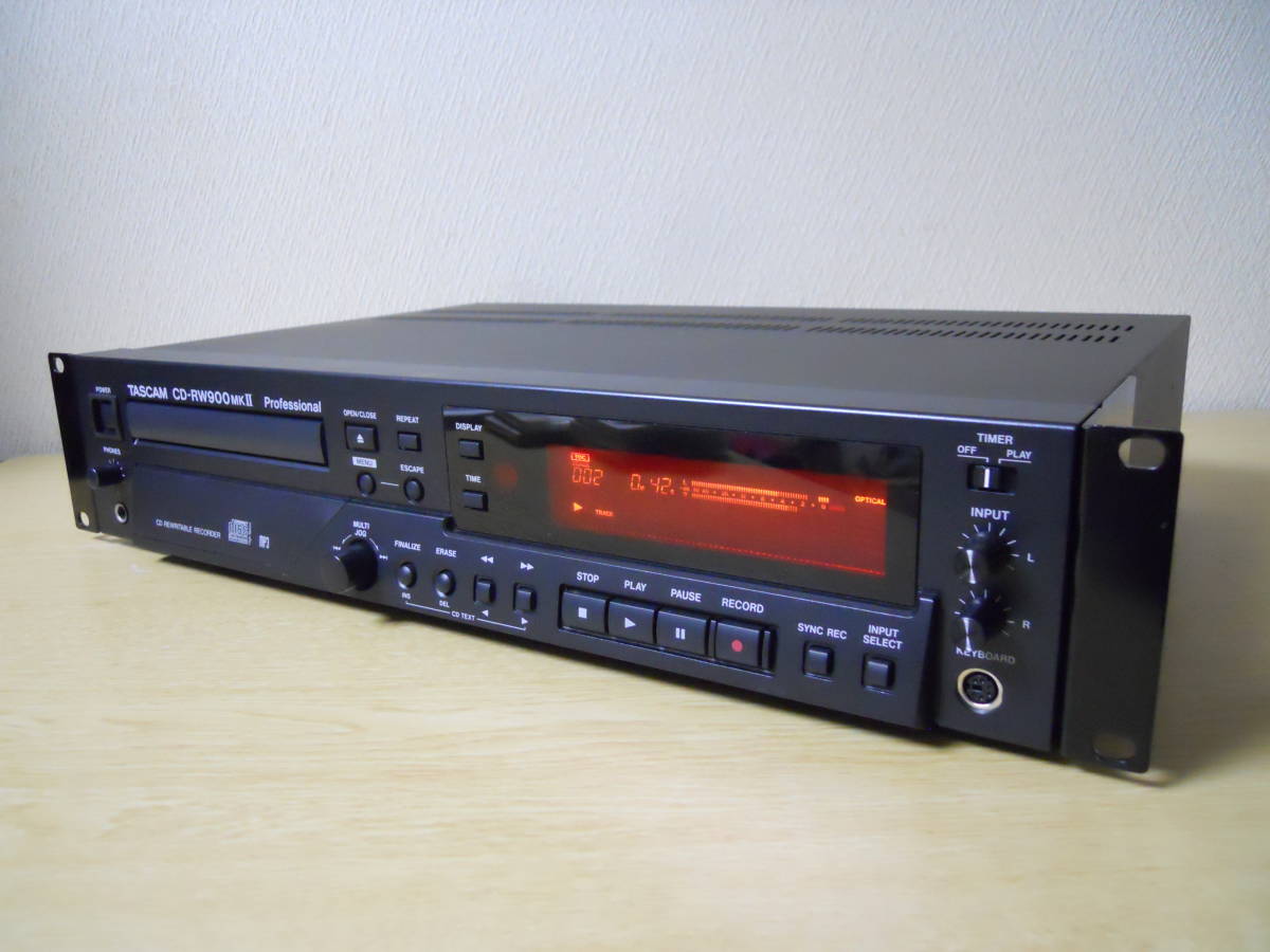 ★TASCAM★ タスカム 業務用CDレコーダー CD-RW900mkⅡ / 動作品・メンテナンス済 / 2018年製 / 使用頻度少 / 取扱説明書 付属