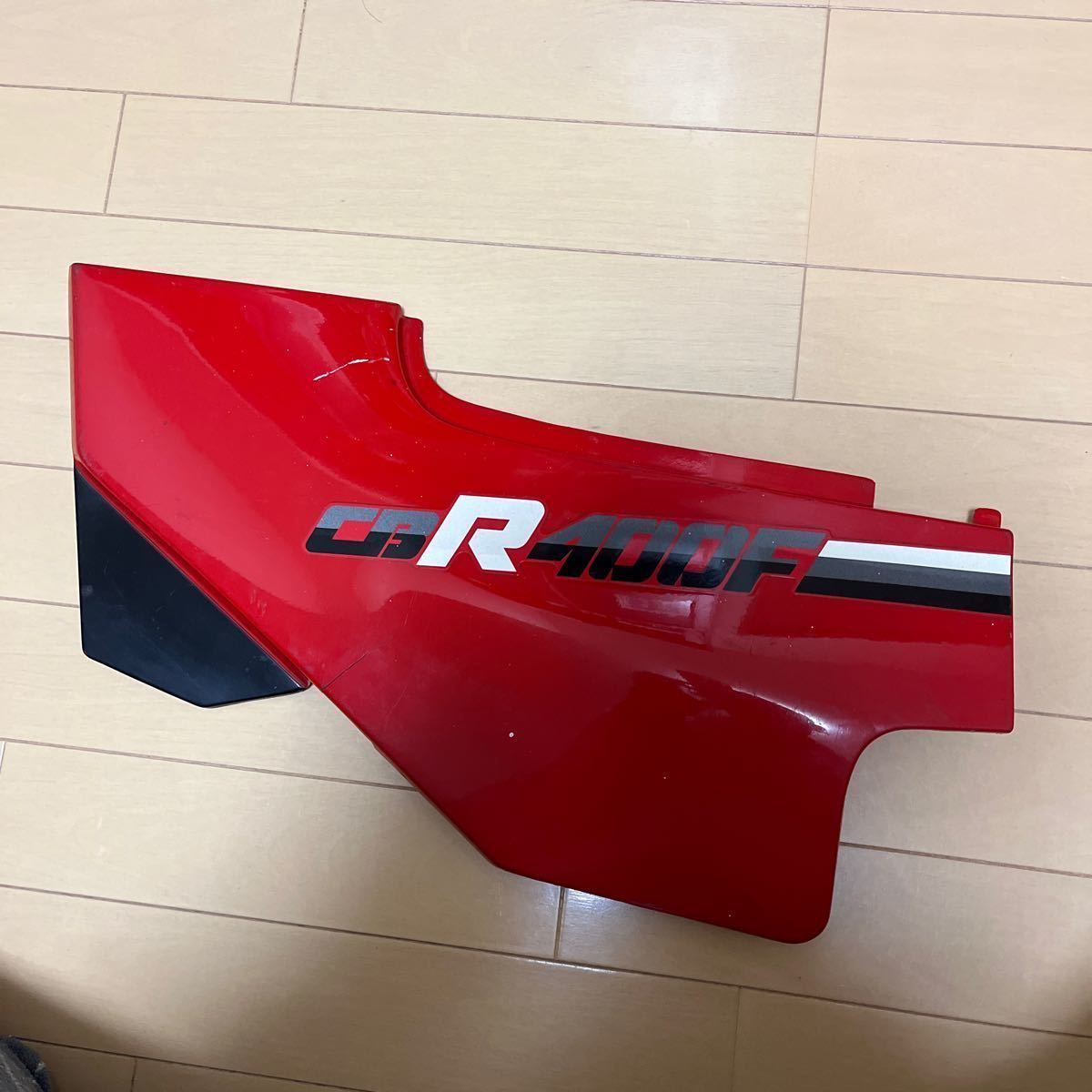 2026年最新Yahoo!オークション ホンダ CBR 400F サイドカバー左 純正色