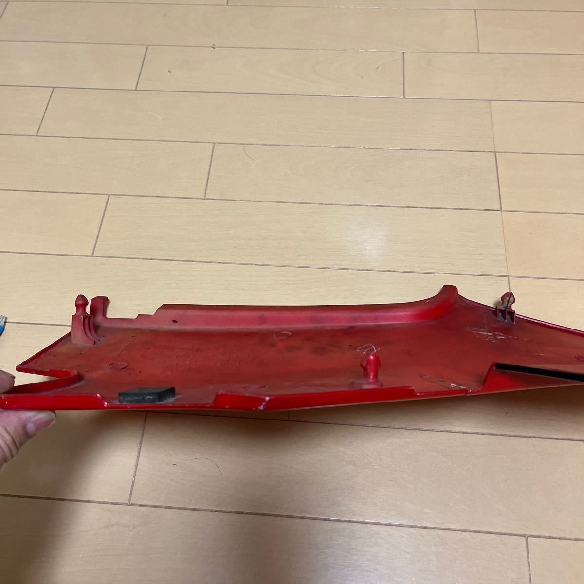 ホンダ CBR 400F サイドカバー左 純正色赤 純正部品 【公式通販】