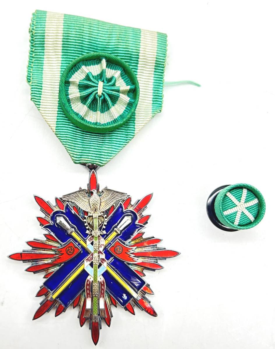 勲章【 功四級 金鵄勲章 】大日本帝国 明治天皇 尉官 准士官 下士官 日本陸海軍 金鵄章 記章 徽章 アンティーク 共箱付 保管品 MN