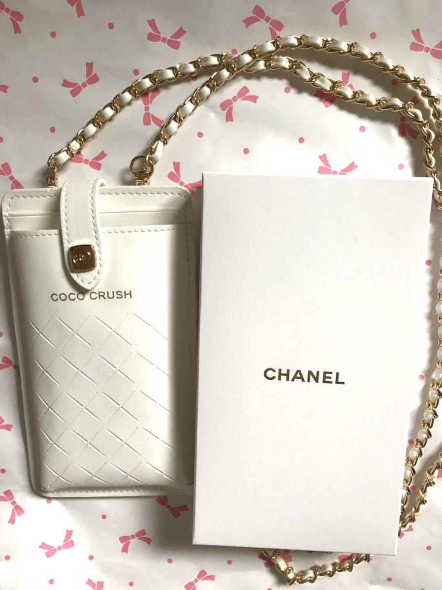 新品シャネルCHANELスマホケースノベルティ
