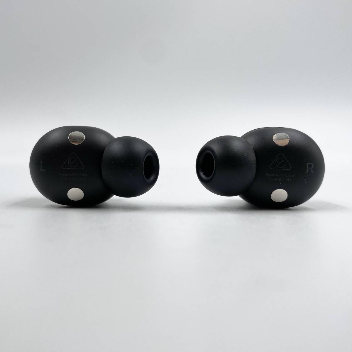 中古】Beats Studio Buds ブラック ワイヤレスイヤホン 動作確認済