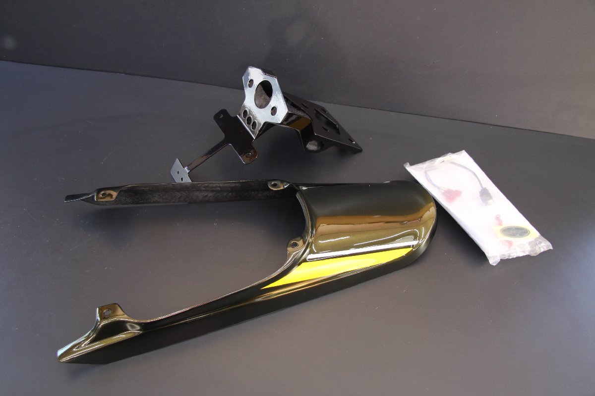 Z900RS シックデザイン製ロングリアフェンダーキット！タイガー