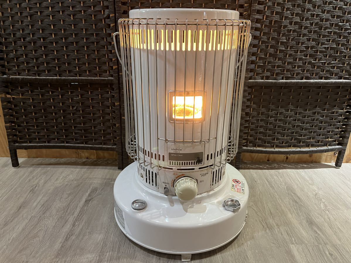 トヨトミ ストーブ TOYOTOMI KTS-67G(KS-67G) 動作確認済 2014年製 キャンプ アウトドア だるまストーブ 対流型石油ストーブ トヨストーブ 