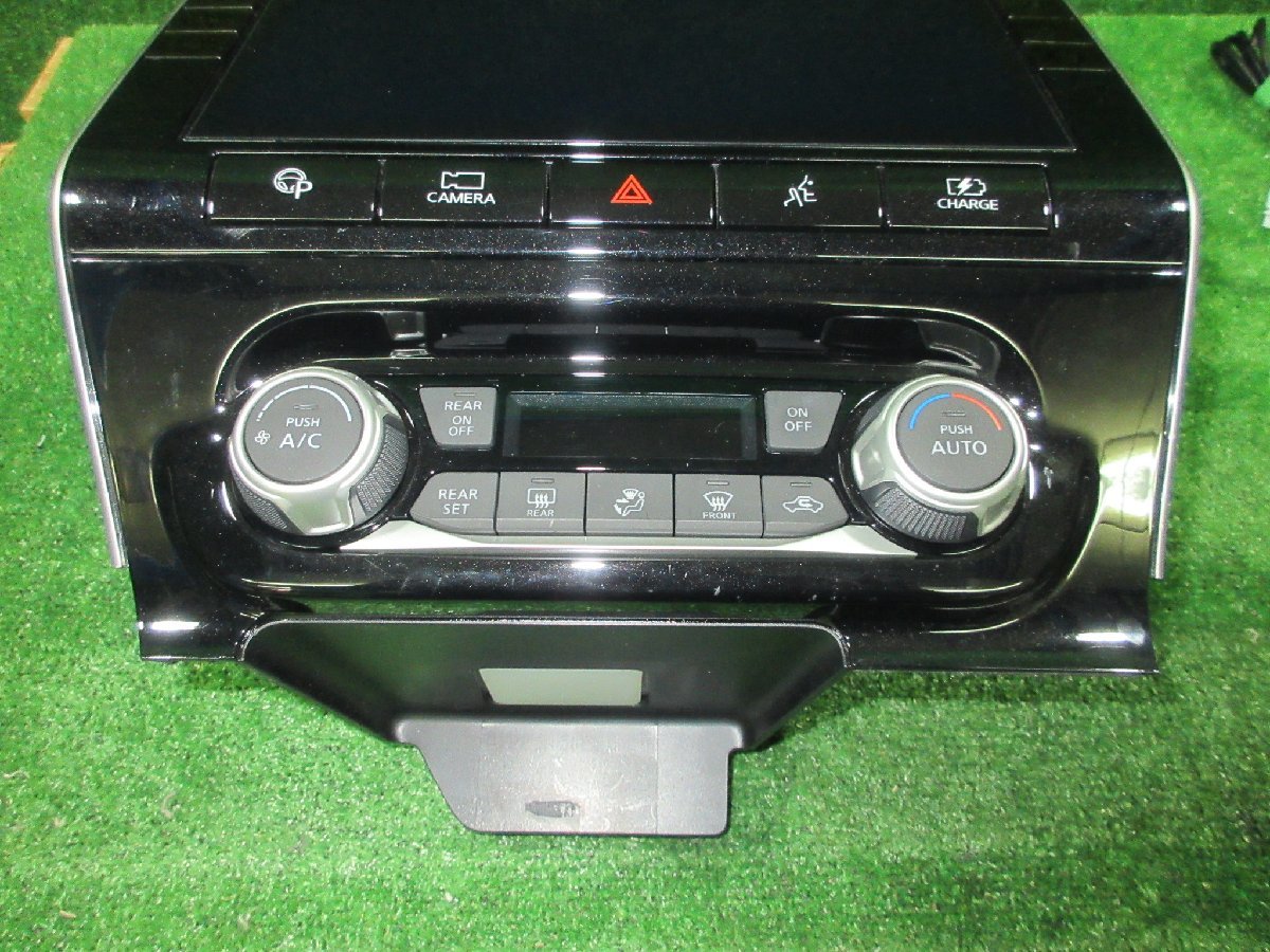 日産 セレナ C27 HFC27 純正ナビ B8260-5TT20-NP CN-SN79J1CJ ※ 画像