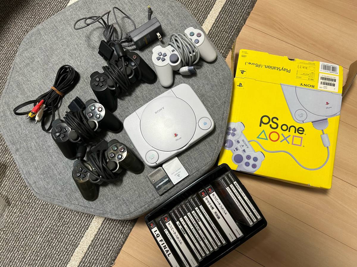 SONY ソニー PS One本体（SCPH-100） PS1 ソフト15本 動作品 現状品