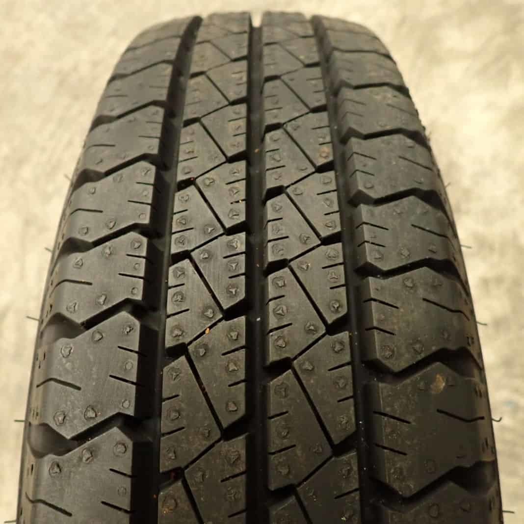 夏4本新品 2023年 会社宛 送料無料 145/80R12×4J LT グッドイヤー カーゴプロ スバル純正スチール 軽トラック 145R12 6PR 同等 NO，D3922-4 145&frasl;80R12×4J 送料無料 会社宛 スチール エッセ 鉄