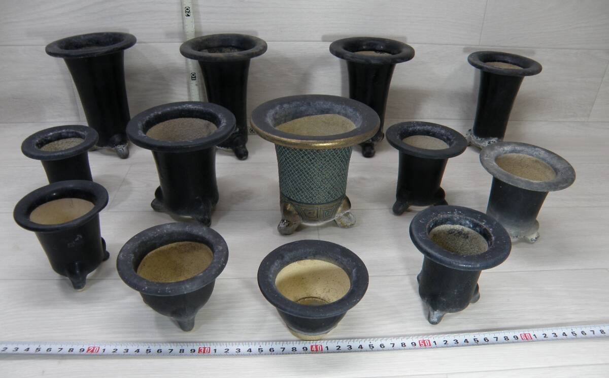 送料無料　植木鉢 13個セット　万年青　盆栽　山野草　おもと　蘭　松　時代鉢　まとめ売り_1