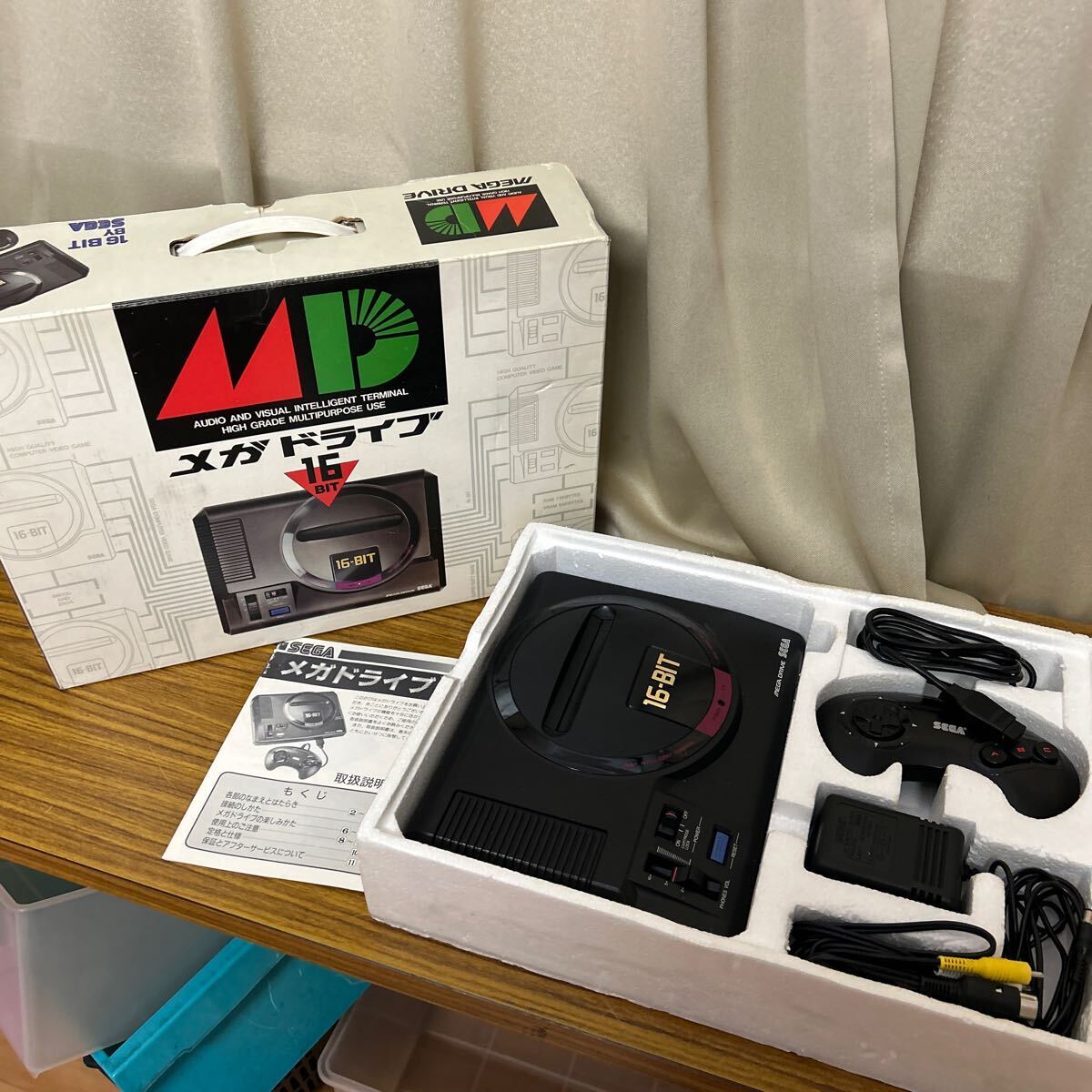 SEGA セガ MEGA DRIVE メガドライブ ミニ 16BIT HAA-2500 箱付き