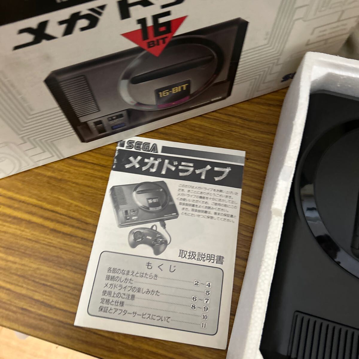SEGA セガ MEGA DRIVE メガドライブ ミニ 16BIT HAA-2500 箱付き