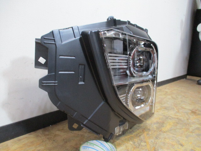エクリプスクロス PHEV GK1W GL3W 後期 LEDタイプ 純正 ヘッドライト