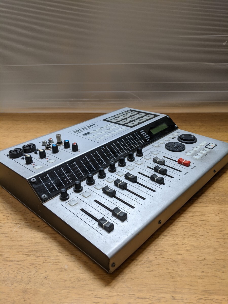 HD8 ZOOM マルチトラックレコーダー MTR | 公式通販 IY1593 - マルチ