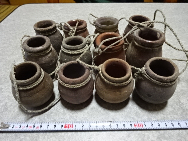 ※蛸壺・まとめて12点【イイダコ壺・『大きさ約７ｃｍ～8ｃｍ位』ひも付き】 _1