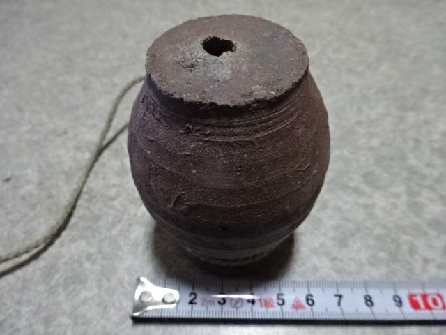 ※蛸壺・まとめて12点【イイダコ壺・『大きさ約７ｃｍ～8ｃｍ位』ひも付き】 _5