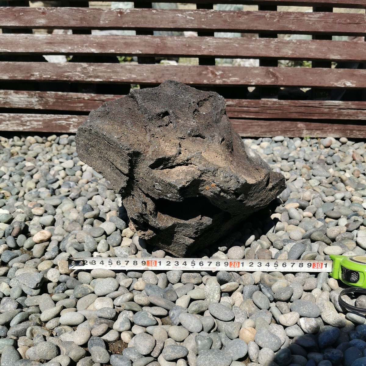 浅間溶岩石10.5キロ 庭石鑑賞石石盆石水石灯籠庭坪庭盆栽ガーデニング