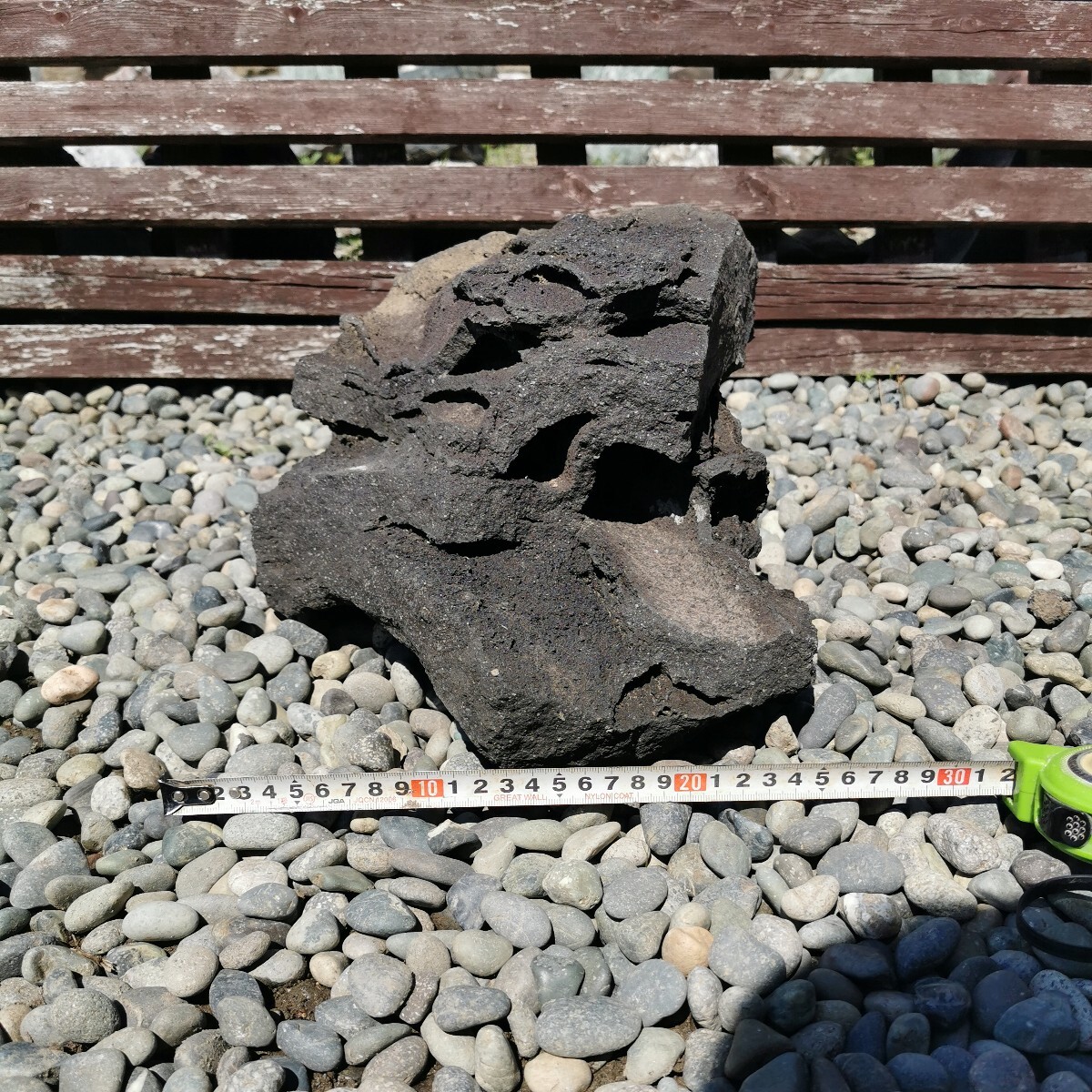 浅間溶岩石10.5キロ 庭石鑑賞石石盆石水石灯籠庭坪庭盆栽ガーデニング