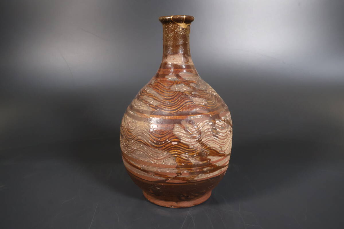 骨董品　唐津　刷毛目松紋瓶 和】(A116) 時代古作 古唐津 古唐津刷毛目徳利 花瓶 弓野(酒器)｜売買