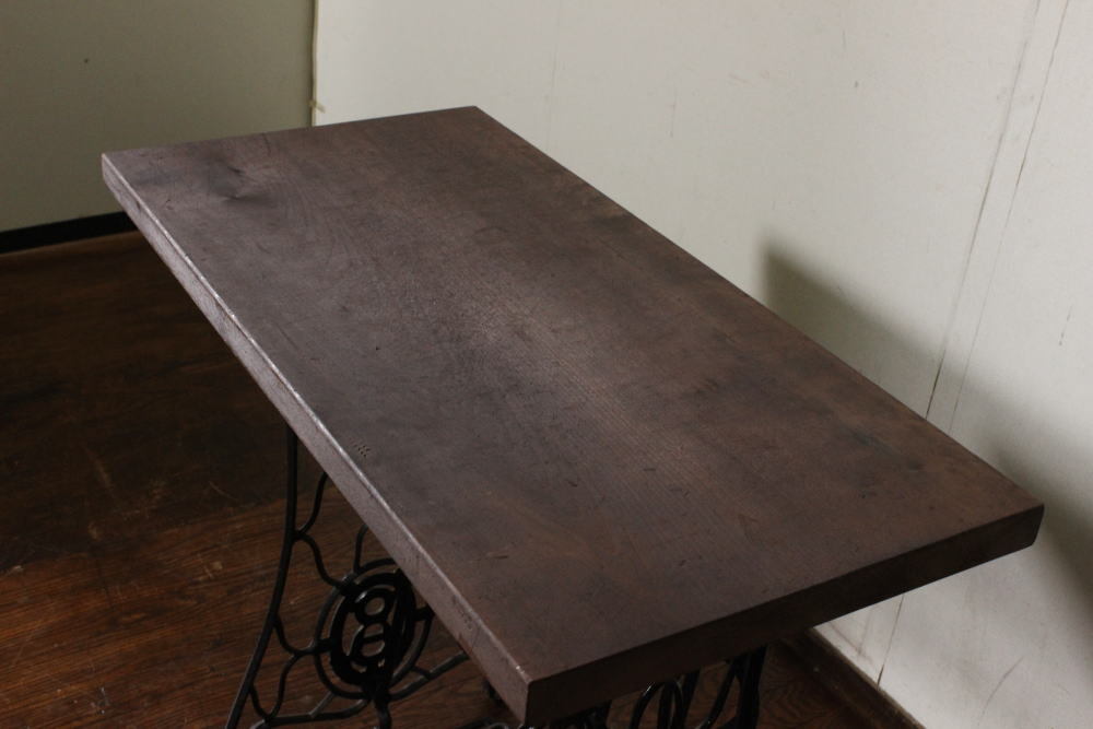 レトロ！古い網目ミシン脚と古材一枚板のテーブル デスク机店舗什器棚