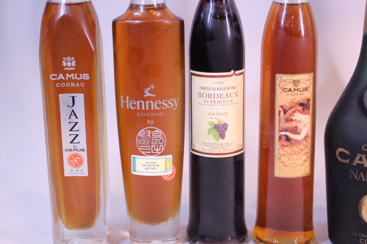p-2360 未開栓古酒 CAMUS カミュ NAPOLEON ナポレオン VSOP コニャック