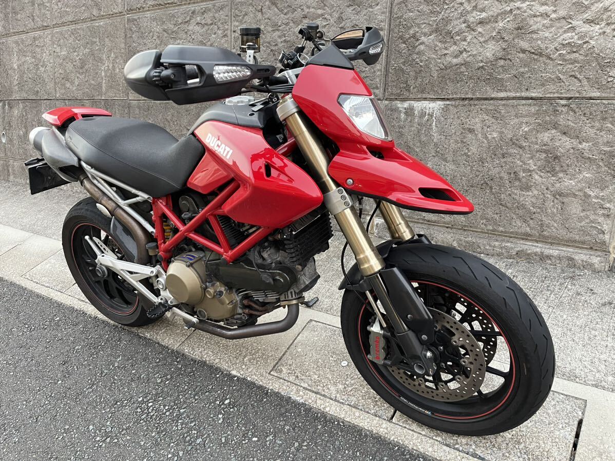 ドゥカティ ハイパーモタード1100S DUCATI_2