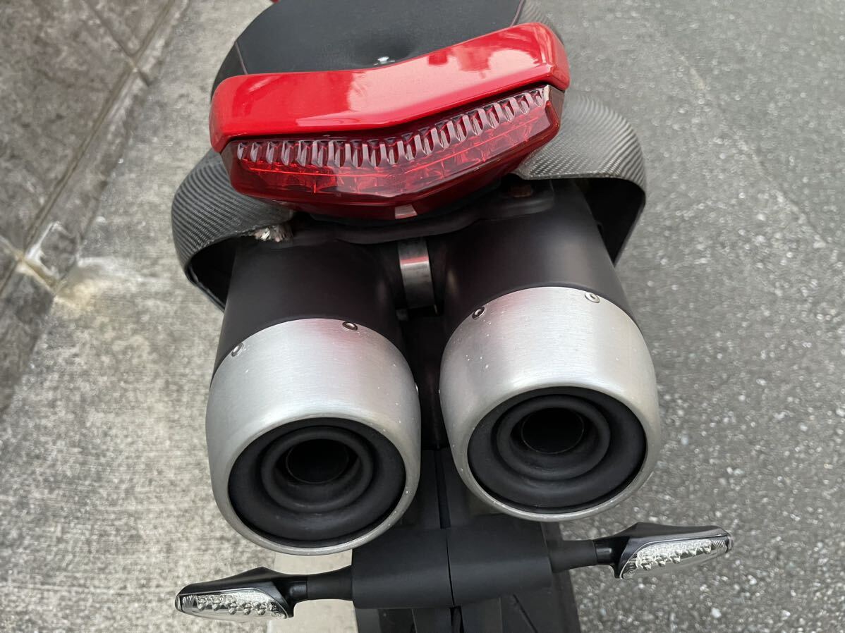 ドゥカティ ハイパーモタード1100S DUCATI_4