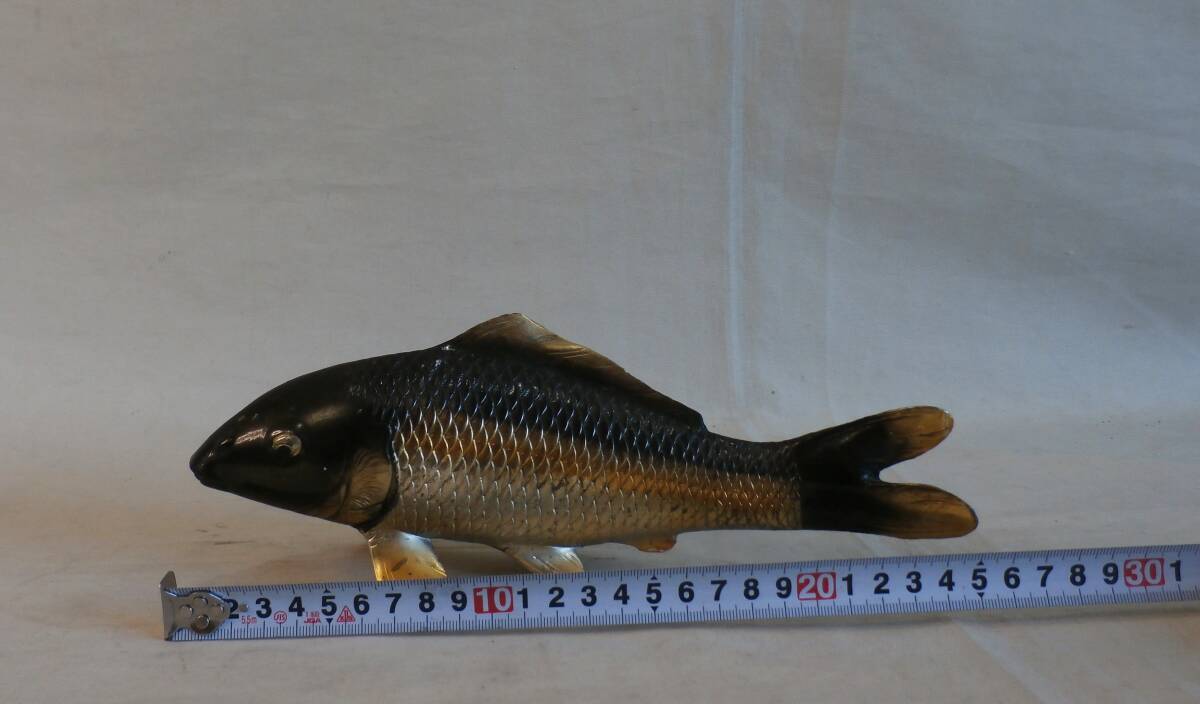 真鯉金鯉 双鯉 金属工芸 中古品 夫婦鯉 縁起物 一対 飾り物 置物 Y