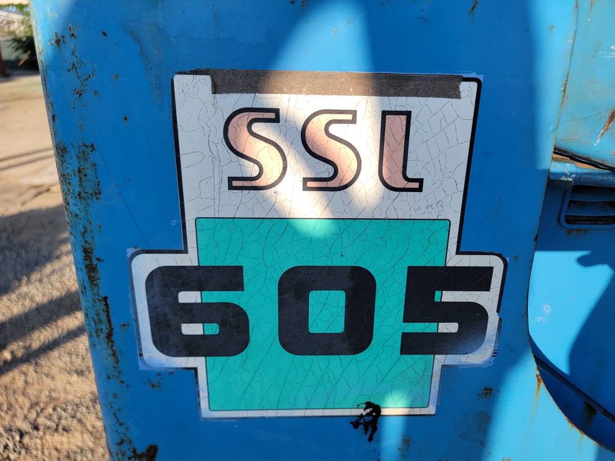 TCM SSL 605 ボブキャット.スキッドローダー. 3071時間.2.2トンクラス 