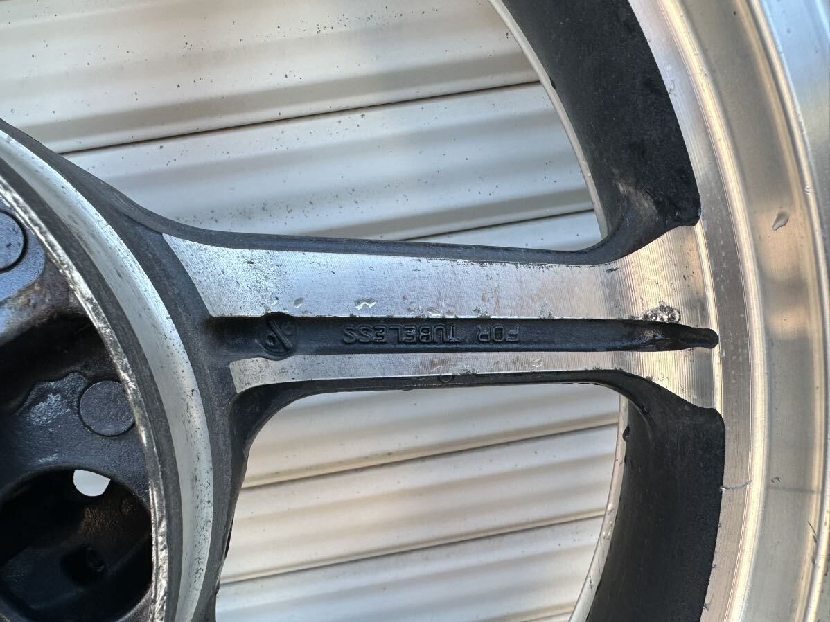 ゼファー400 リアホイール　_4