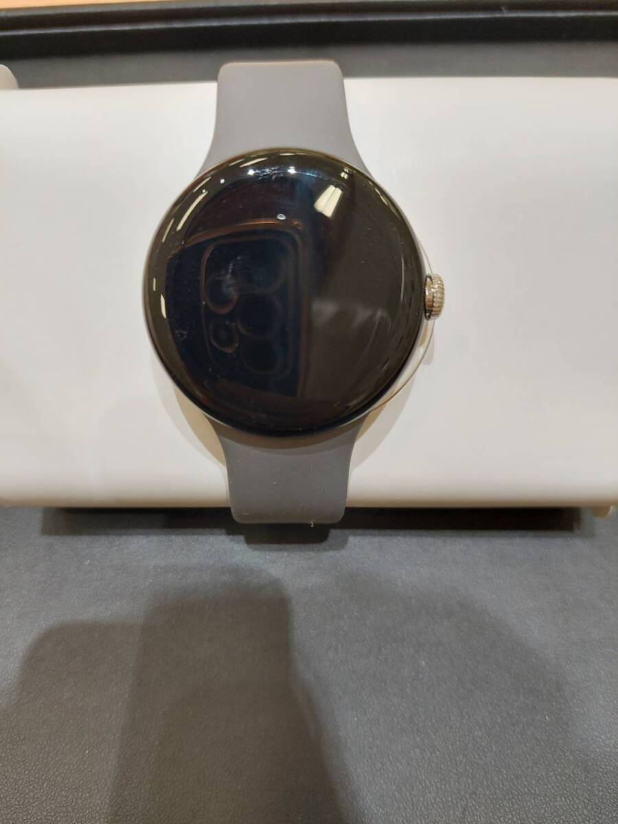 【EKA0916.3-718MY】 1円スタート Google Pixel Watch LTE 通電動作未確認 IMEI(351422783499347) 換えベルト付 大人気 中古品 長期保管品_2