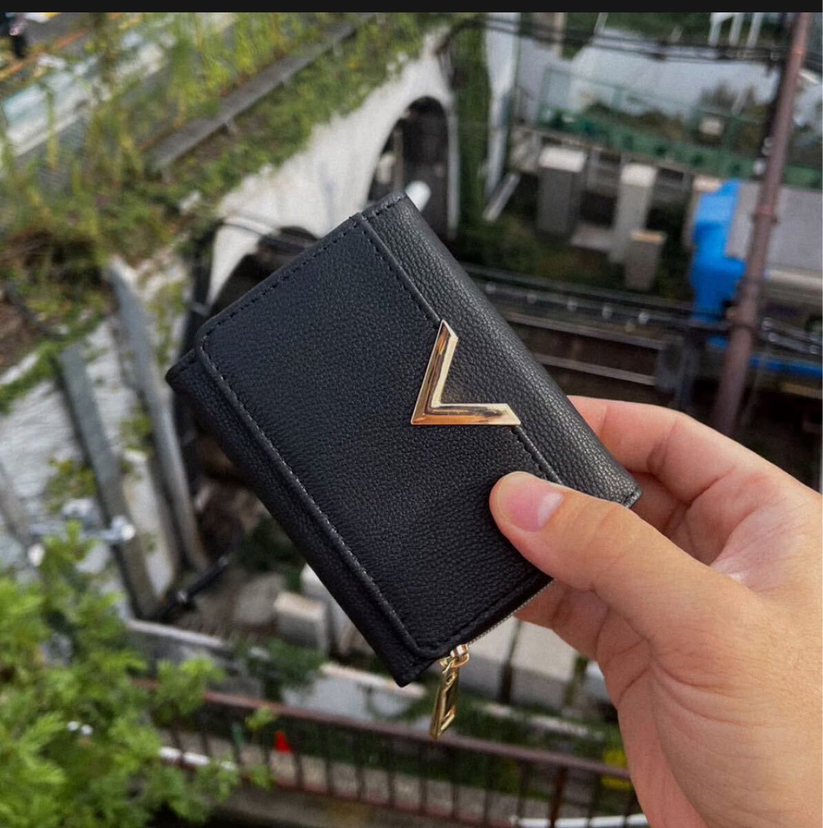 新品　人の財布　謎解きです。間違えて買ったので出品します！_1