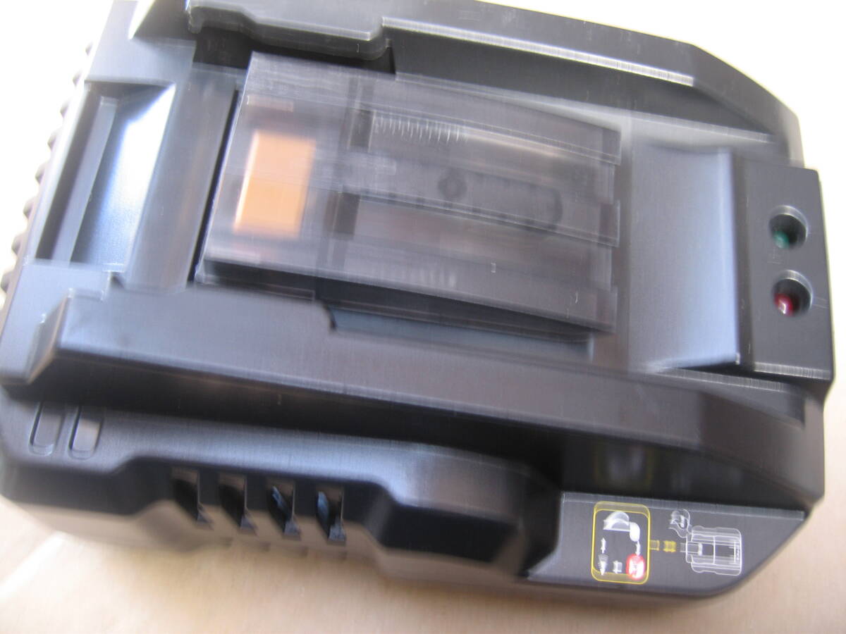 マキタ 互換品 DC18RC 充電器_8