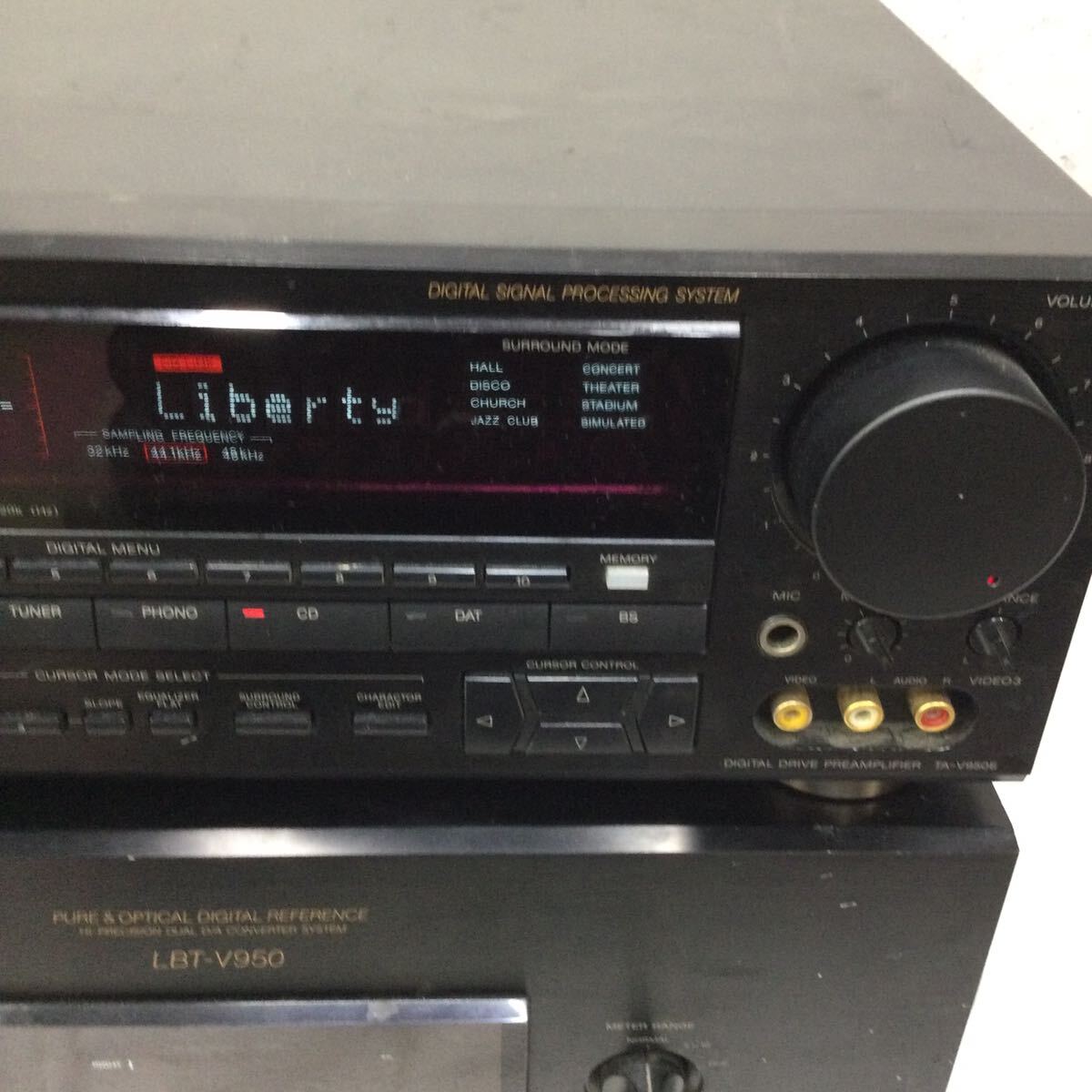 SONY/ソニー】システムコンポ LBT-V950 ステレオパワーアンプ/CDP-V725 SONY/ソニー】システムコンポ LBT-V950 ステレオパワーアンプ/CDP-V725