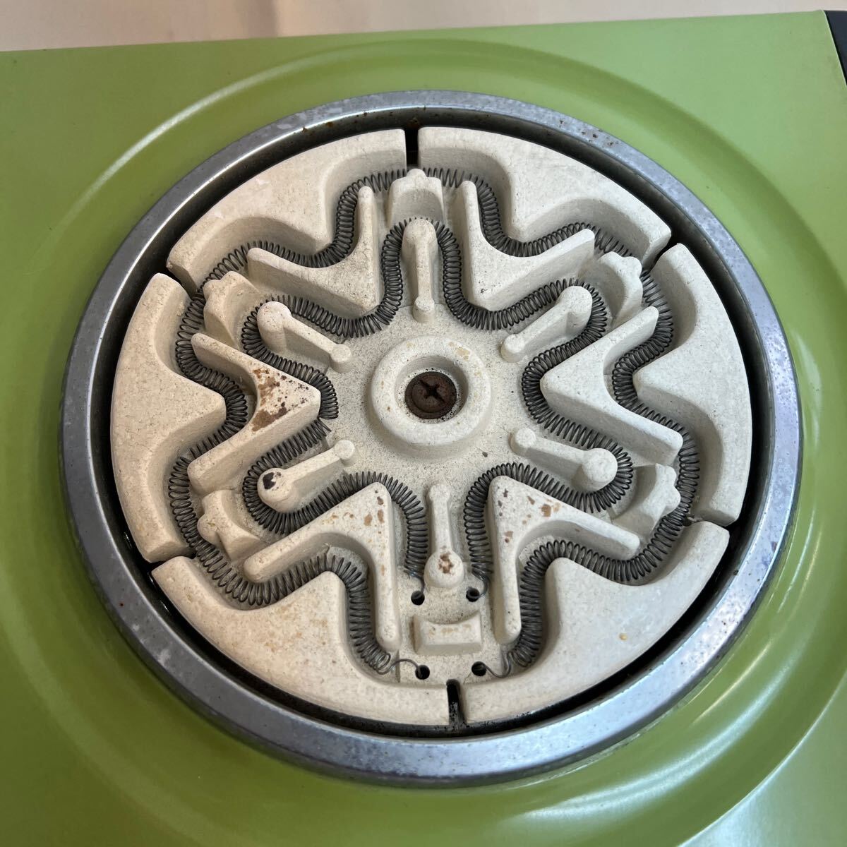 ヤ80 昭和レトロ ナショナル 電気コンロ 電熱器 NK-685S 中古品