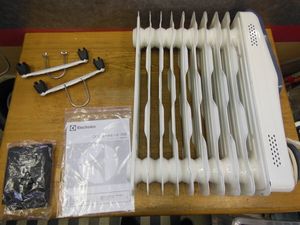 「中古品」オイルヒーター　COMFORTHA700 エレクトロラックスジャパン