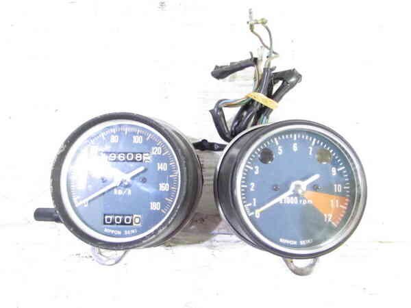 【安い，格安】 ZEXT CB250 超 純正 メーターASSY スピード/タコ 検 CB250セニア CB72 CB77 エクスポート CB350F CB400FOUR 141W37(ホンダ用)｜売買されたオークション情報、yahooの商品情報をアーカイブ公開 - オークファン ホンダ用
