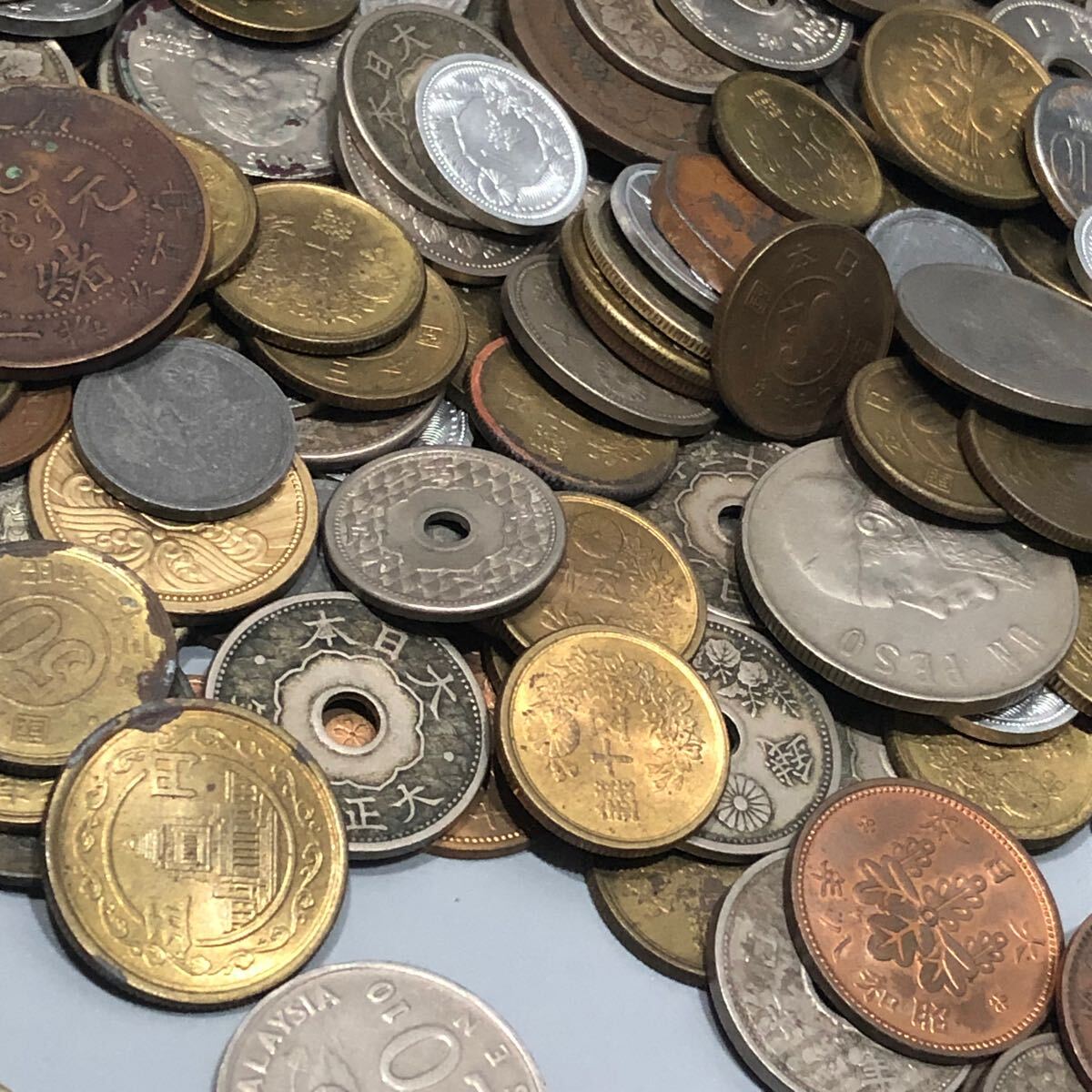 1円大量おまとめ 古銭 日本古銭 硬貨 銅貨 銀貨 穴銭 一銭 十銭 五銭