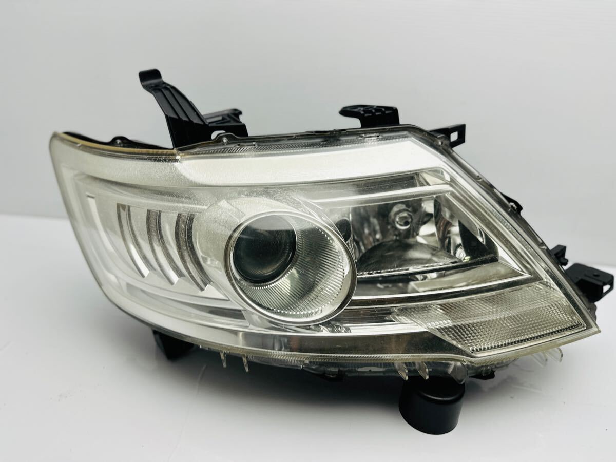 割れ無 日産 セレナ C25 CC25 ハイウェイスター 後期 ヘッドライト