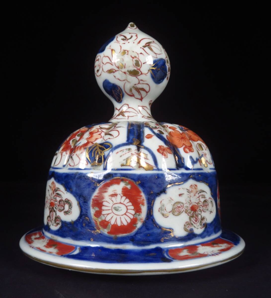 SAKURAYA】資産家整理品【古伊万里 金彩色絵草花文蓋付壷】飾壺 沈香壷
