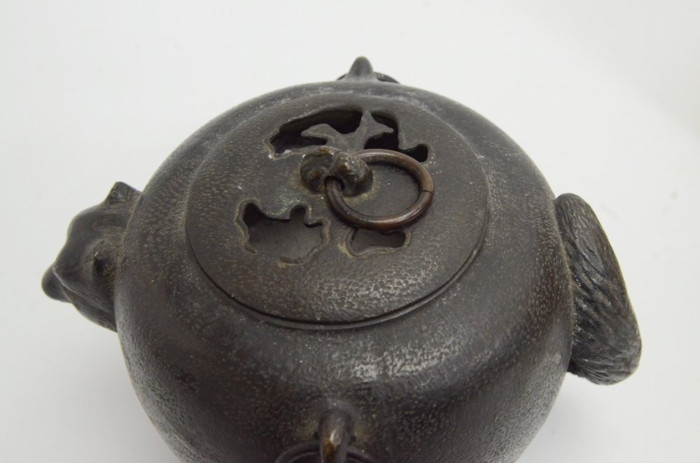 良品 文福茶釜 香炉 古銅？ 狸 香炉 香爐 灰入 分福茶釜 茶釜型香炉